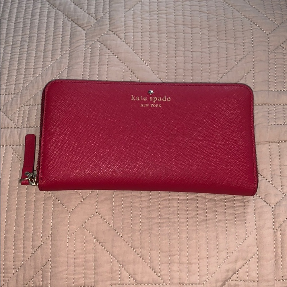 Kate Spade Zip Wallet